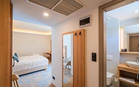 Hotel Diana